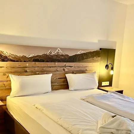 Hotel Am Rupertuspark 3*